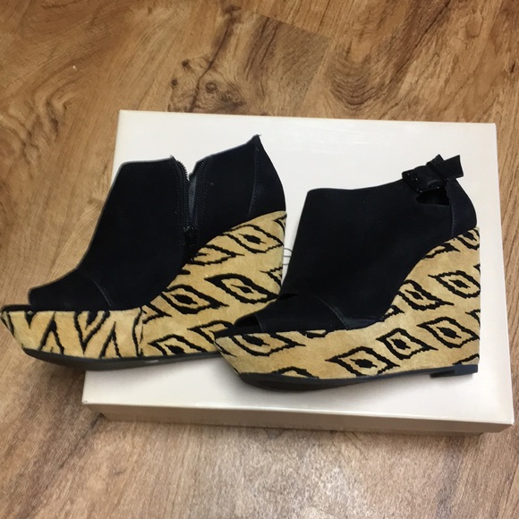Bcbgeneration penelopee tribal wedges - Picture 4 of 7